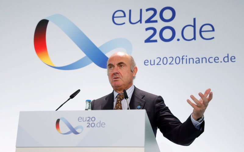 &copy; Reuters. FOTO DE ARCHIVO: El vicepresidente del Banco Central Europeo, Luis de Guindos, en Berlín