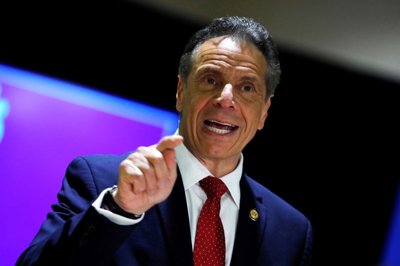 &copy; Reuters. FILE PHOTO: New York Governor Andrew Cuomo announces new walk-in pop-up vaccination sites for Bodega, grocery store and supermarket workers in New York