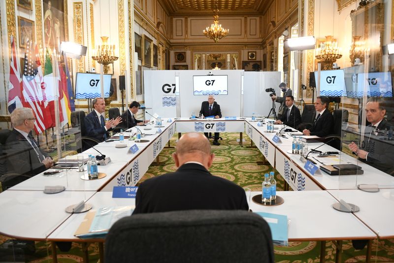 &copy; Reuters. Le G7 débat mardi des moyens de faire face aux défis posés par la Chine et par la Russie. /Photo prise le 4 mai 2021/REUTERS/Stefan Rousseau