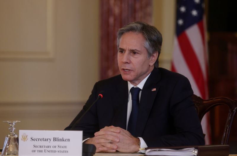 &copy; Reuters. وزير الخارجية الأمريكي أنتوني بلينكن خلال اجتماع في واشنطن يوم 27 أبريل نيسان 2021. صورة لرويترز من ممثل عن وكالات الأنباء