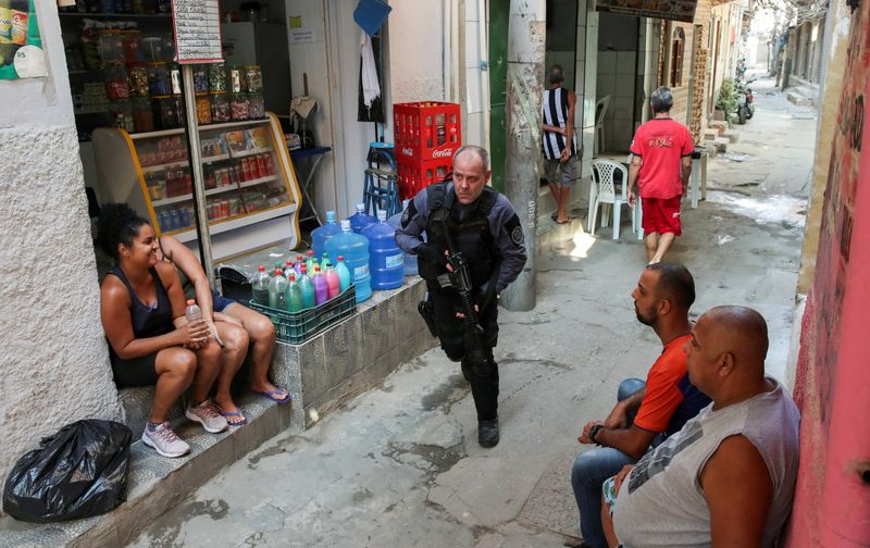 © Reuters. Operação policial na favela do Jacarezinho, no Rio de Janeiro
06/05/2021
REUTERS/Ricardo Moraes