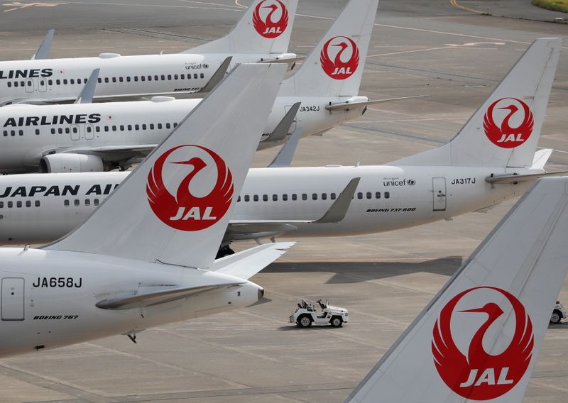 &copy; Reuters.     日本航空（ＪＡＬ）は７日公表した中期経営計画で、春秋航空日本を６月に連結子会社化することを盛り込んだ。写真はＪＡＬ機、羽田空港、２０２０年１０月撮影（２０２１年　ロイ