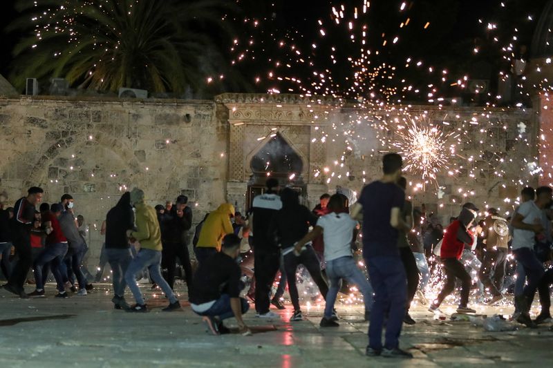 Heurts entre police israélienne et Palestiniens à Jérusalem
