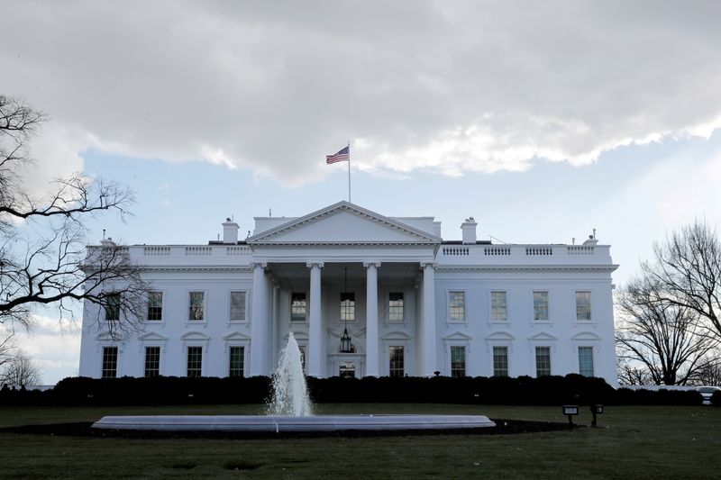 &copy; Reuters. FILE PHOTO: A view of the White House in Washington, U.S. January 18, 2021. REUTERS/Jim Bourg/File Photo