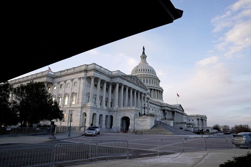 &copy; Reuters. FILE PHOTO: A view of the U.S. Capitol Building in Washington, D.C., U.S. December 21, 2020. REUTERS/Ken Cedeno