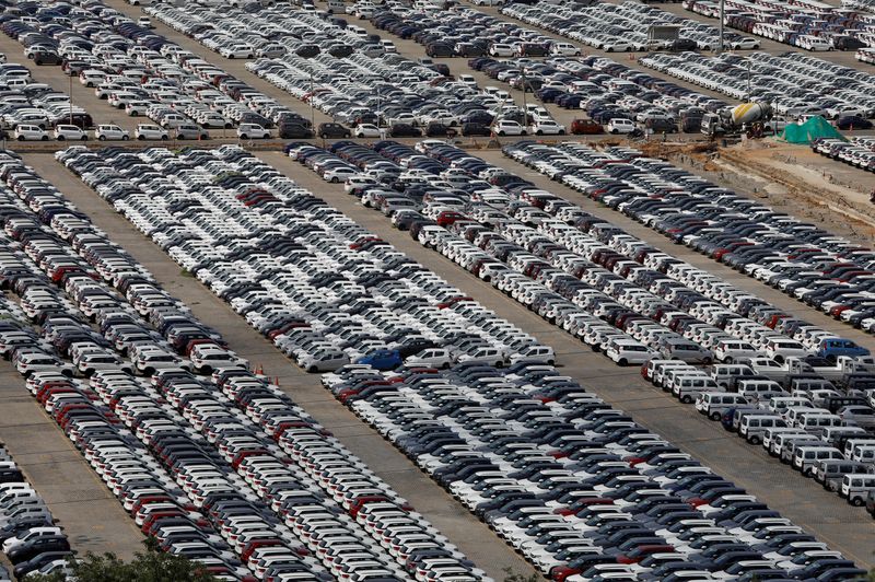 &copy; Reuters. FILE PHOTO: Cars are seen parked at Maruti Suzuki's plant at Manesar, in the northern state of Haryana, India, August 11, 2019. REUTERS/Anushree Fadnavis