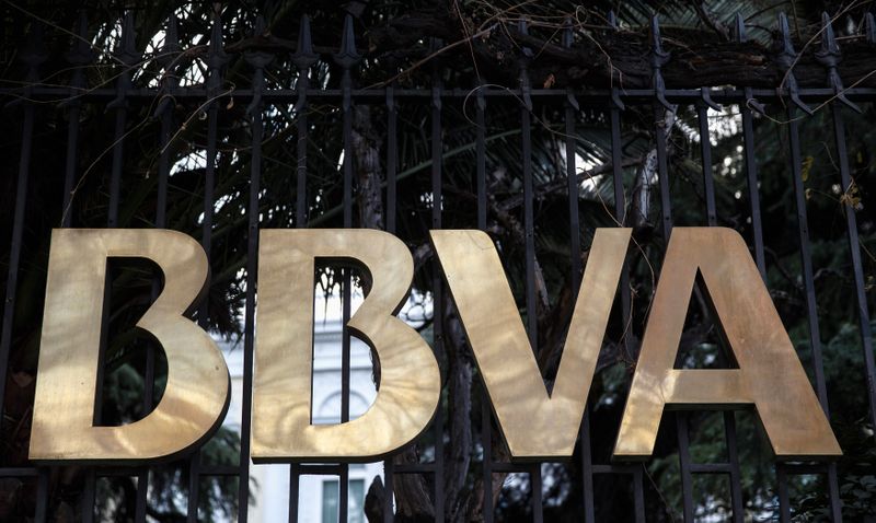 &copy; Reuters. El logotipo del banco español BBVA en Madrid