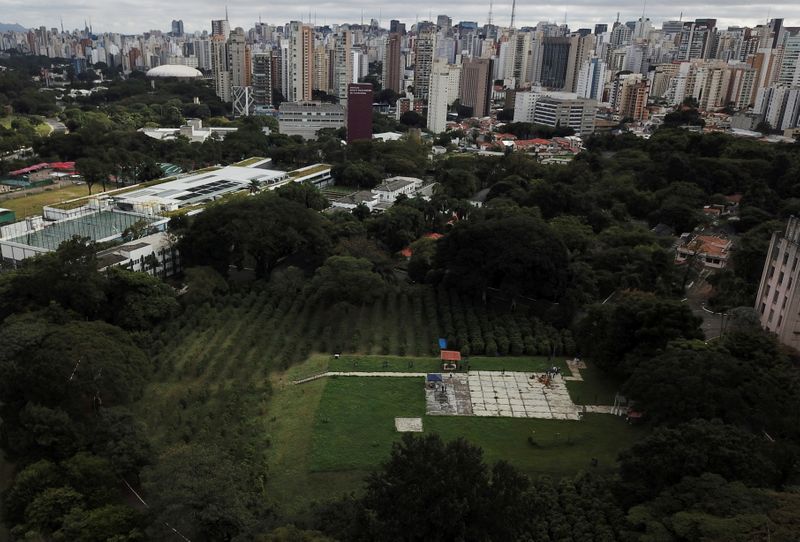 &copy; Reuters. Vista aérea do cafezal do Instituto Biológico, em São Paulo (SP) 
08/05/2021
REUTERS/Amanda Perobelli