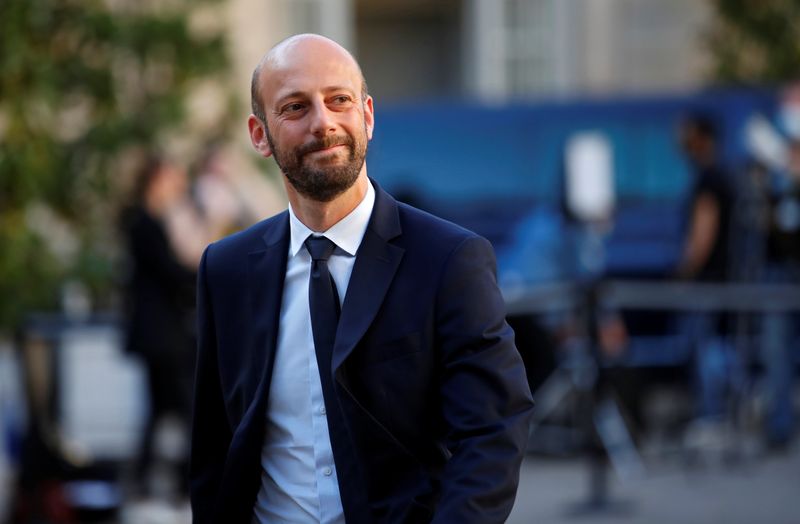 &copy; Reuters. La République en marche (LaRem) va retirer l'investiture d'une candidate qui apparaît voilée sur une affiche de campagne pour les élections départementales dans l'Hérault, a annoncé mardi Stanislas Guerini (photo), secrétaire général du parti d'