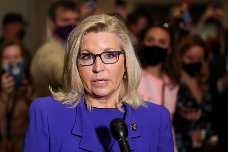 © Reuters. U.S. Representative Liz Cheney (R-WY) speaks to the media as she arrives on Capitol Hill in Washington, U.S., May 12, 2021. REUTERS/Evelyn Hockstein