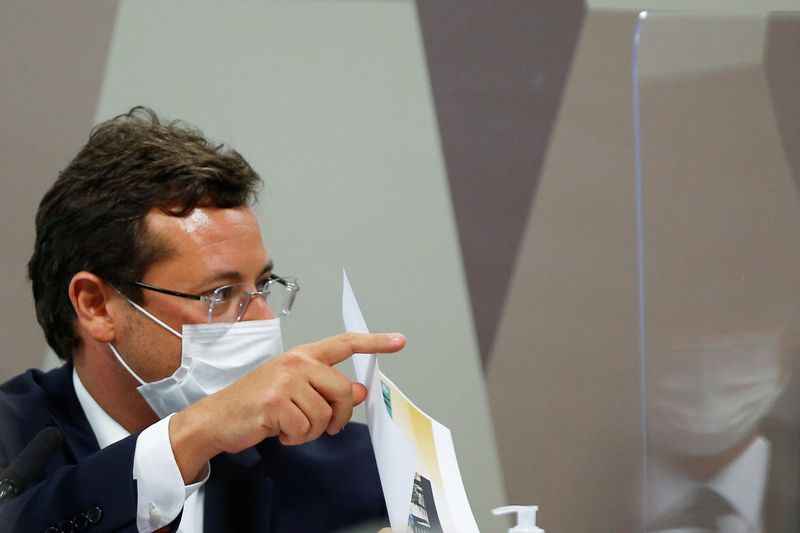 &copy; Reuters. Ex-secretário de Comunicação Social da Presidência, Fabio Wajngarten, em depoimento à CPI da Covid no Senado, em Brasília
12/05/2021 REUTERS/Adriano Machado