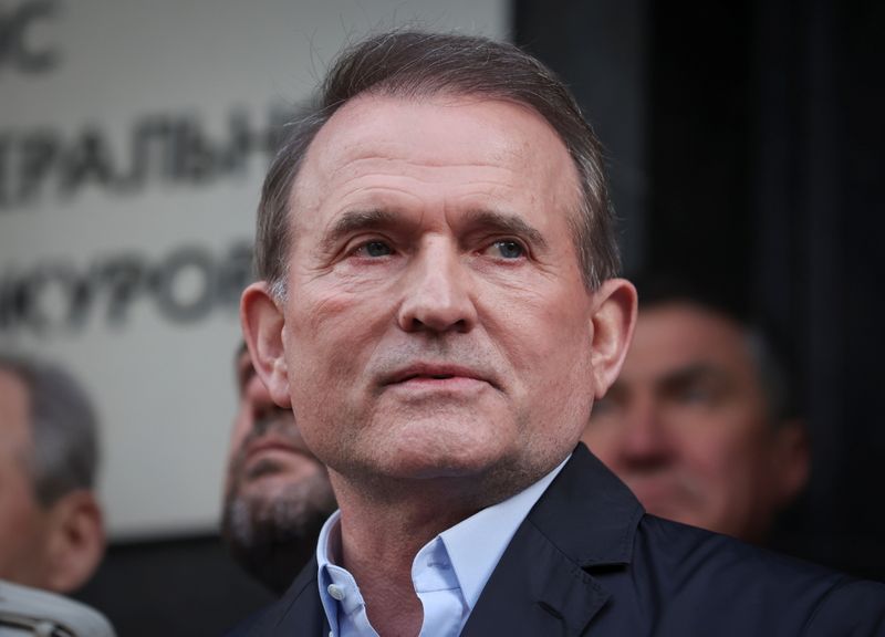 &copy; Reuters. Viktor Medvedchuk, leader of Opposition Platform - For Life political party, speaks with journalists outside the office of the Prosecutor General in Kyiv, Ukraine May 12, 2021. REUTERS/Serhii Nuzhnenko