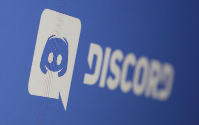 &copy; Reuters. Discord app logo is seen displayed in this illustration taken photo