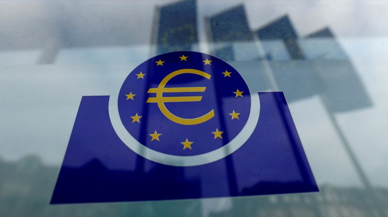 &copy; Reuters. FILE PHOTO: The European Central Bank (ECB) logo in Frankfurt, Germany, January 23, 2020. REUTERS/Ralph Orlowski//File Photo