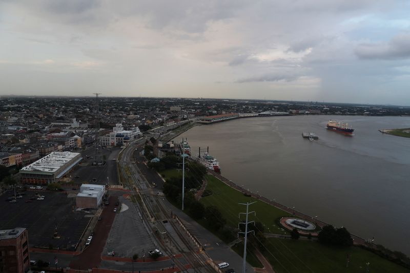 &copy; Reuters. Vista do rio Mississippi em Nova Orleans, Louisiana (EUA) 
28/08/2020
REUTERS/Shannon Stapleton