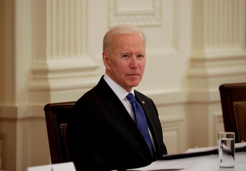 &copy; Reuters. FILE PHOTO: U.S. President Joe Biden holds first Cabinet meeting at the White House in Washington, U.S., April 1, 2021. REUTERS/Tom Brenner 