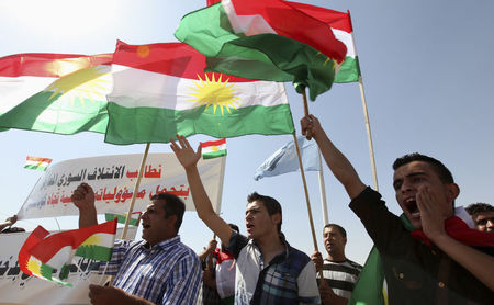 © Reuters. أكراد سوريا يريدون التنسيق مع أمريكا بشأن مقاتلة الدولة الإسلامية