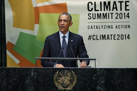 © Reuters. US President Barack Obama speaks during the Climate Summit at United Nations in New York