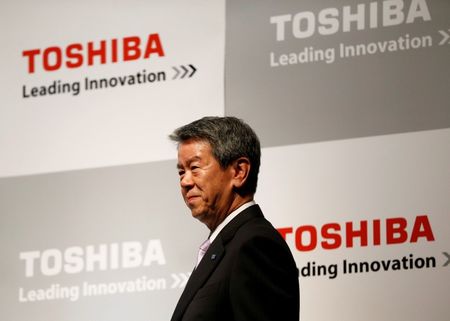 © Reuters. Toshiba Corp. President and Chief Executive Officer Hisao Tanaka arrives a news conference in Tokyo