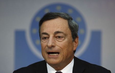 © Reuters. Mario Draghi, President of the European Central Bank (ECB) addresses the media during the ECB's monthly press conference in Frankfurt