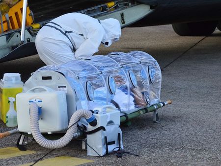 © Reuters. Muere en Madrid el sacerdote español infectado de ébola