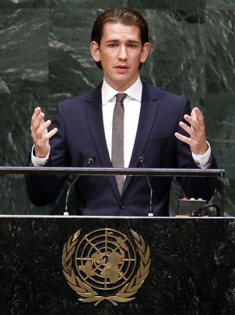 © Reuters. وزير خارجية النمسا ينقل جيل فيسبوك لمنصة الأمم المتحدة