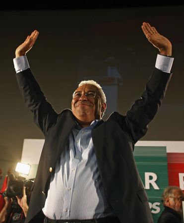 © Reuters. المعارضة الاشتراكية البرتغالية تختار رئيس بلدية لشبونة مرشحا لها في الانتخابات المقبلة