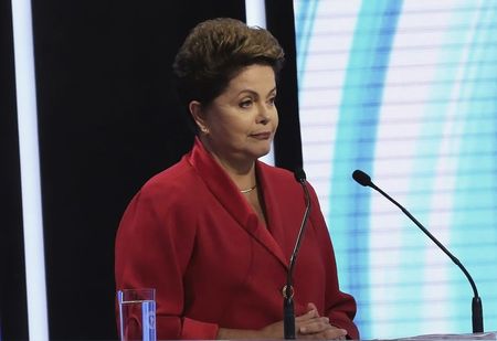 © Reuters. Presidente Dilma Rousseff, candidata à reeleição, durante debate da TV Record em São Paulo