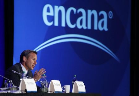 © Reuters. President and CEO of Encana Suttles addresses shareholders at the company's annual meeting in Calgary
