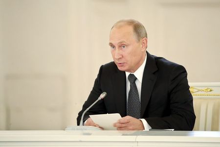 © Reuters. Presidente russo Vladimir Putin durante reunião em Moscou