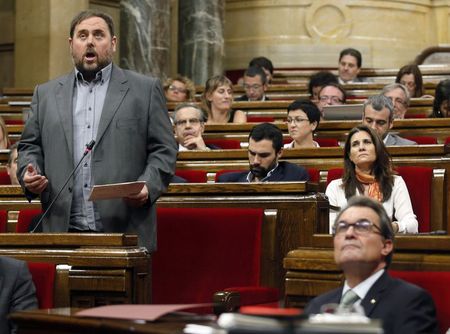 © Reuters. El presidente Mas insiste en que los catalanes votarán 