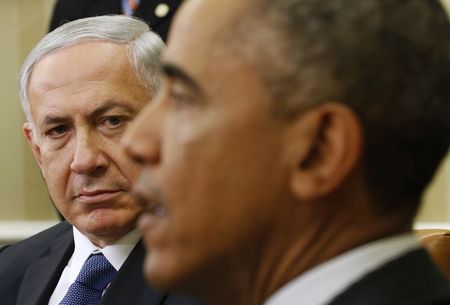 © Reuters. اوباما يدعو لبذل جهود لتغيير الوضع الراهن بين اسرائيل والفلسطينيين