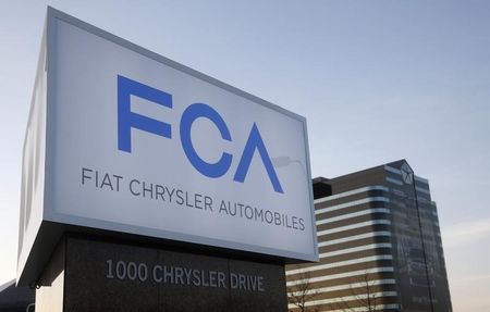 © Reuters. A new Fiat Chrysler Automobiles sign is pictured after being unveiled at Chrysler Group World Headquarters in Auburn Hills, Michigan