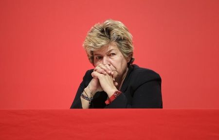 © Reuters. General Secretary of the CGIL union Camusso looks on during a convention in Rome