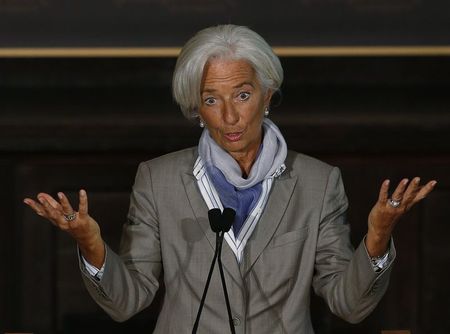 © Reuters. IMF Director Lagarde delivers her speech on the global economy ahead of the fall meetings of the IMF and World Bank at Georgetown University in Washington