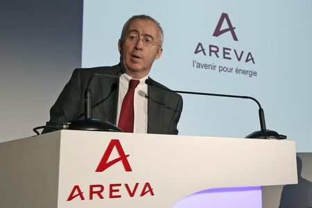 © Reuters. French nuclear reactor maker Areva Chief Executive Officer Luc Oursel attends the annual results presentation in Courbevoie