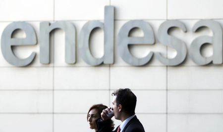 © Reuters. Endesa invertirá 2.500 millones de euros en 2014-2016