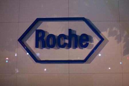 © Reuters. The logo of Swiss pharmaceutical company Roche is seen outside the Shanghai Roche Pharmaceutical Co. Ltd. headquarters in Shanghai