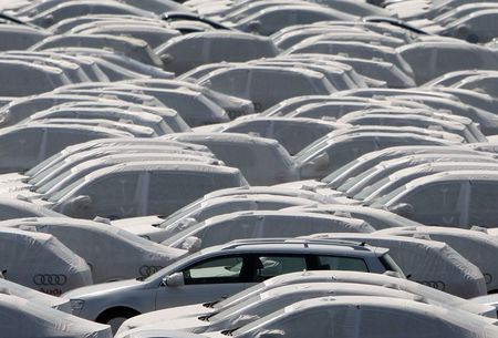 © Reuters. Aumenta el temor a una recesión en Alemania al hundirse las exportaciones