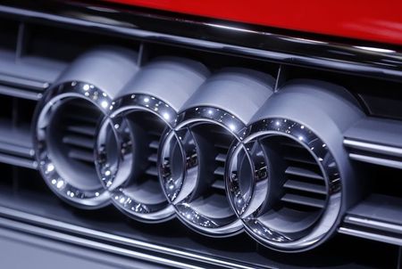 © Reuters. An Audi logo is seen on a car displayed on media day at the Paris Mondial de l'Automobile