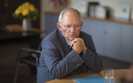 © Reuters. LE MINISTRE DES FINANCES ALLEMAND NE CROIT PAS À UNE RELANCE PAR LA DÉPENSE PUBLIQUE 