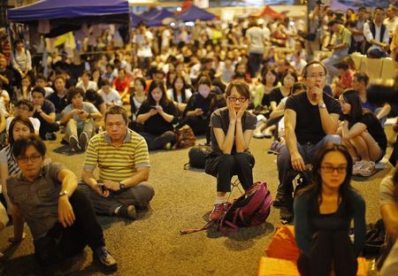 © Reuters. El Gobierno de Hong Kong suspende conversaciones con los estudiantes