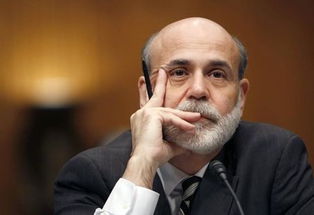 © Reuters. Bernanke testifies on Capitol HIll in Washington