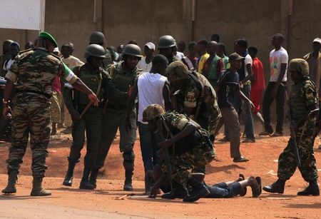 © Reuters. مقتل 8 وإصابة 25 في اشتباكات بجمهورية افريقيا الوسطى