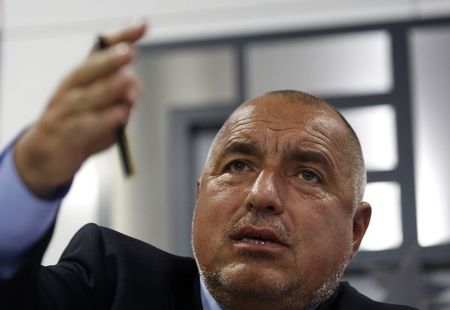 © Reuters. Boiko Borisov, leader of Bulgaria's centre right GERB party, speaks during their first news conference after winning the general elections in Sofia