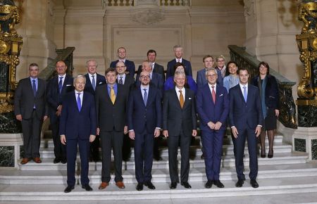 © Reuters. الحكومة البلجيكية الجديدة تتسلم مهامها وسط تعهدات بخفض النفقات
