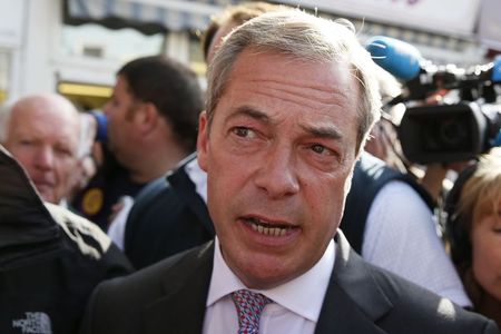 © Reuters. Nigel Farage the leader of the United Kingdom Independence Party speaks to media in Clacton-on-Sea