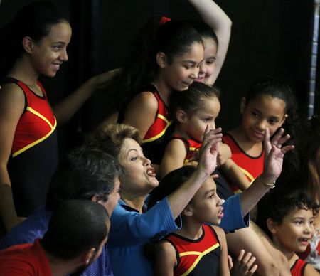 © Reuters. Presidente Dilma Rousseff, que disputa a reeleição pelo PT, em evento de campanha em São Paulo