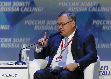 © Reuters. Head of VTB Bank Kostin speaks during the VTB Capital 