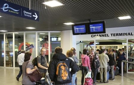 © Reuters. LONDRES MET EN VENTE SA PARTICIPATION DANS EUROSTAR